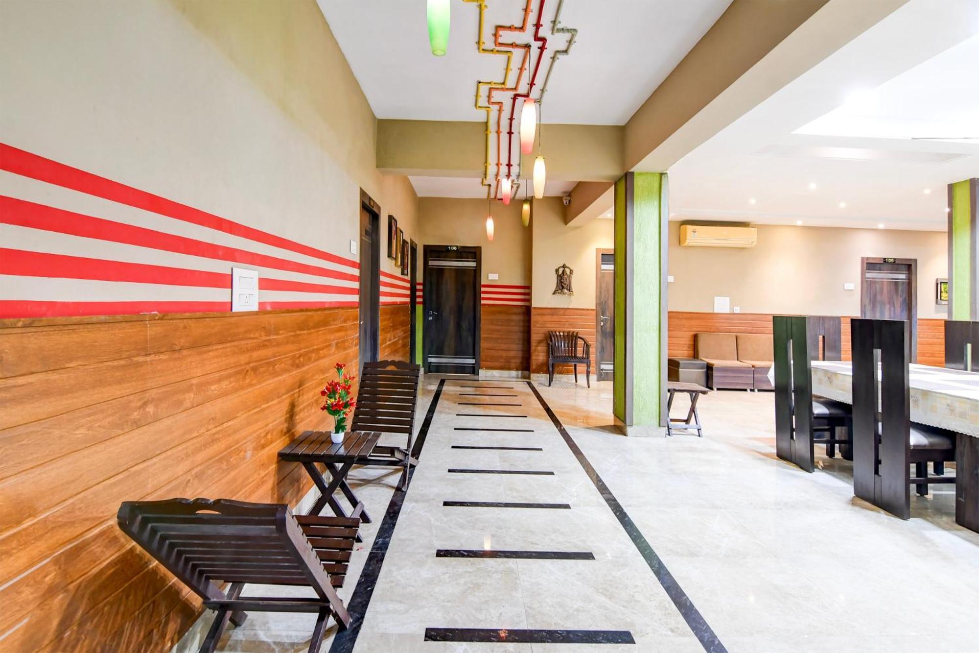 OYO 6356 Urban Guest House Bhasa Kültér fotó